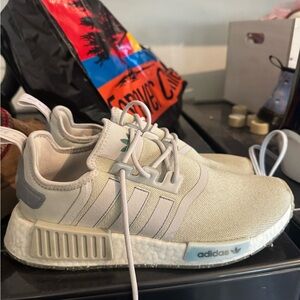 Adidas NMD_R1